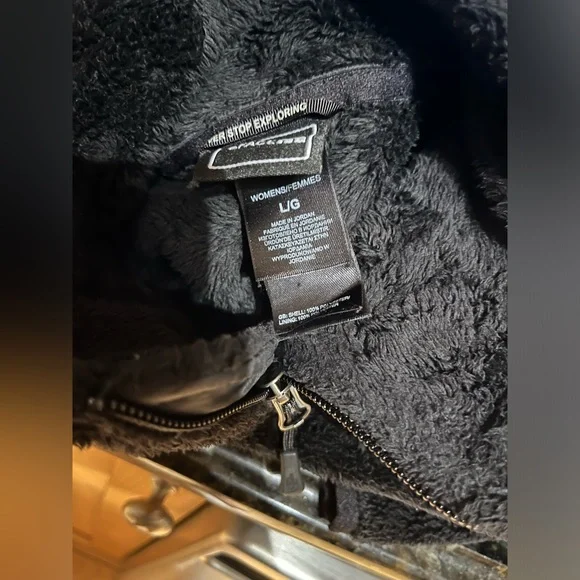 The North Face Women’s Fleece Jacket - Picture 5 of 7